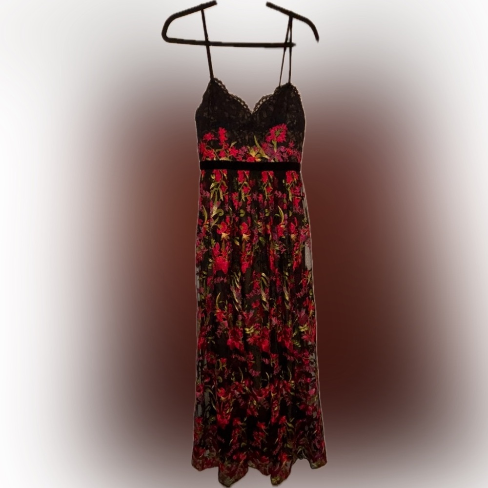Marchesa Notte embroidered lace floral gown Size2